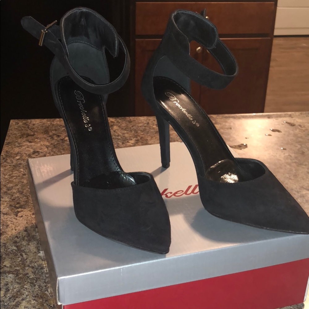 Black heel